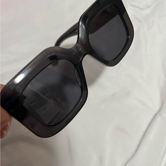 Diff Giada in Black Polarized - Picture 3 of 6
